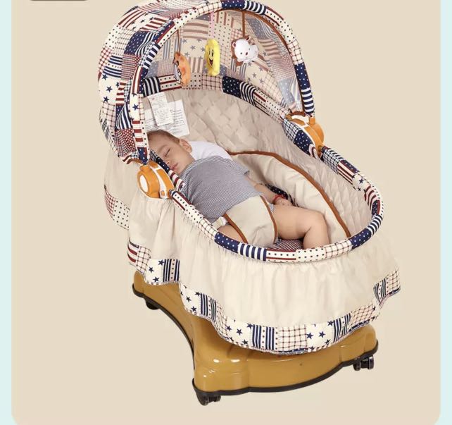 Automatic baby rocker, Babies & Kids, Baby Nursery & Kids Furniture ...