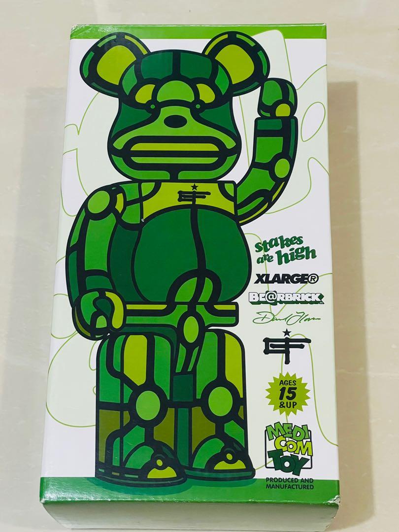 Bearbrick - Xlarge 400% (Green/stakes are high/綠色/X-Large), 興趣 