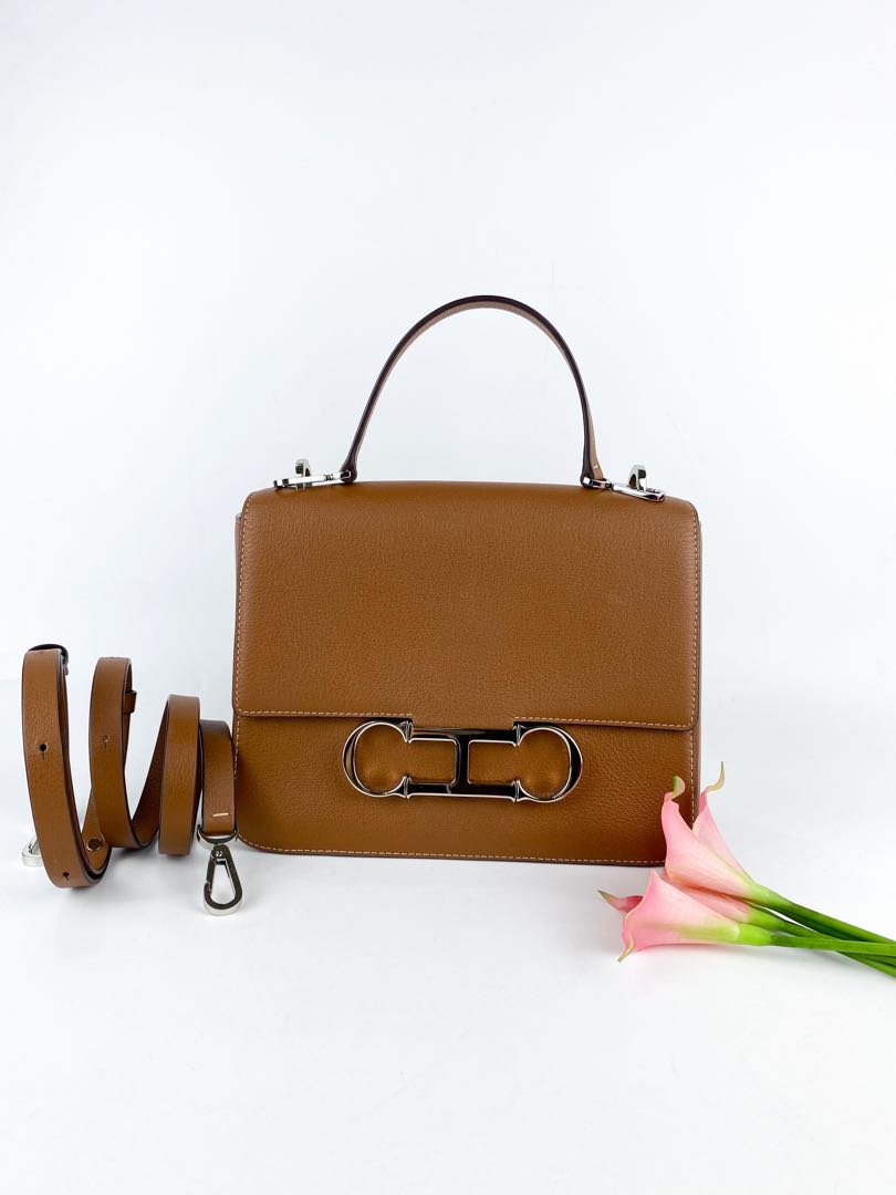 Carolina herrera online initials insignia bag