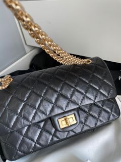 （分類：）位於 。 由 vickycyt 提交（商品編號 1149103203，圖片 1）。簡介： 。