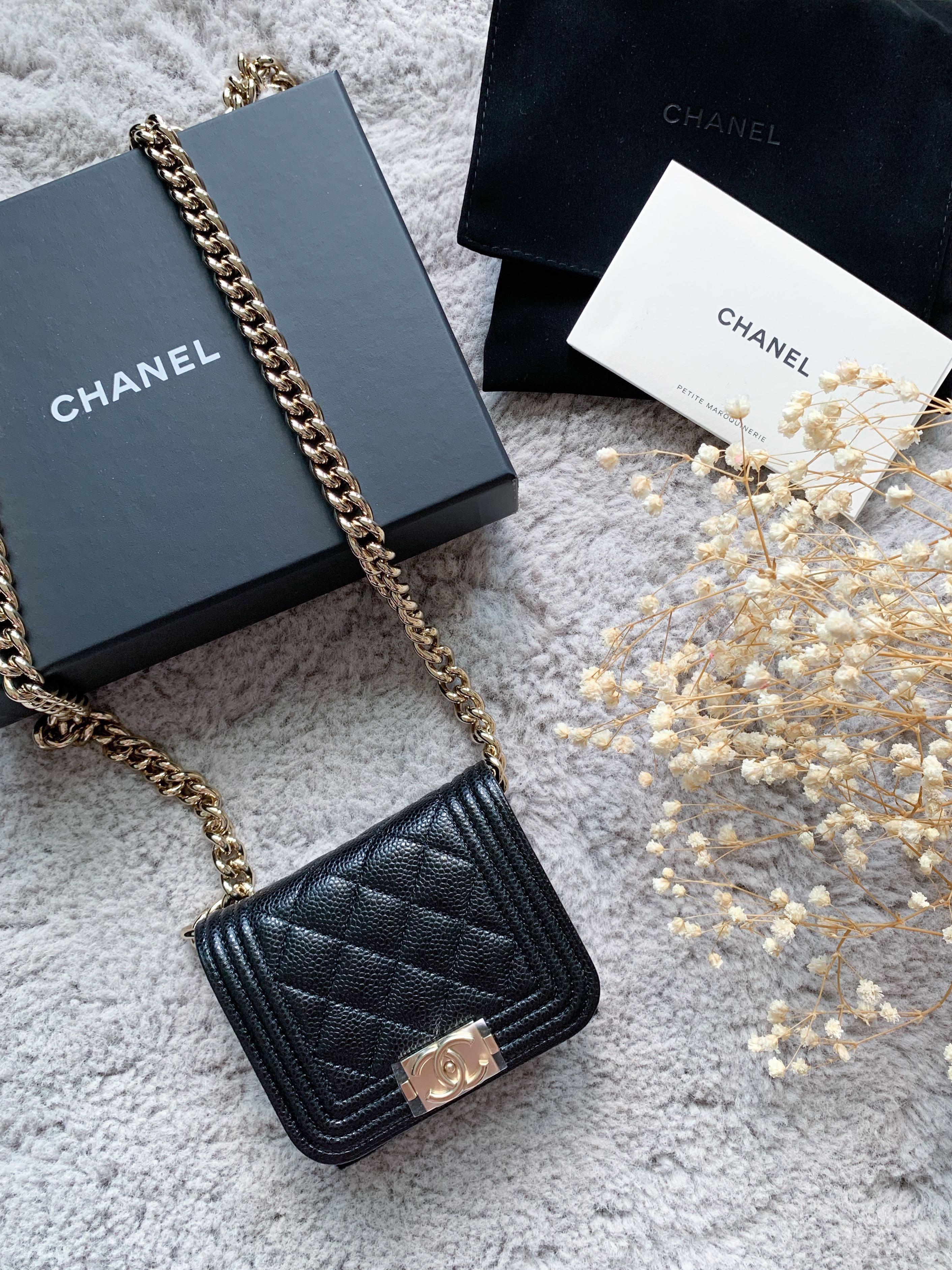 Chanel boy waist bag store