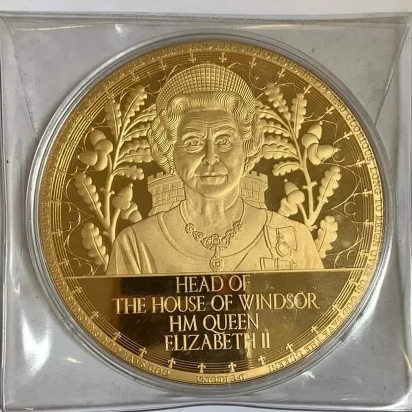 Collectible Medal 'Head of the House of Windsor Queen Elizabeth II