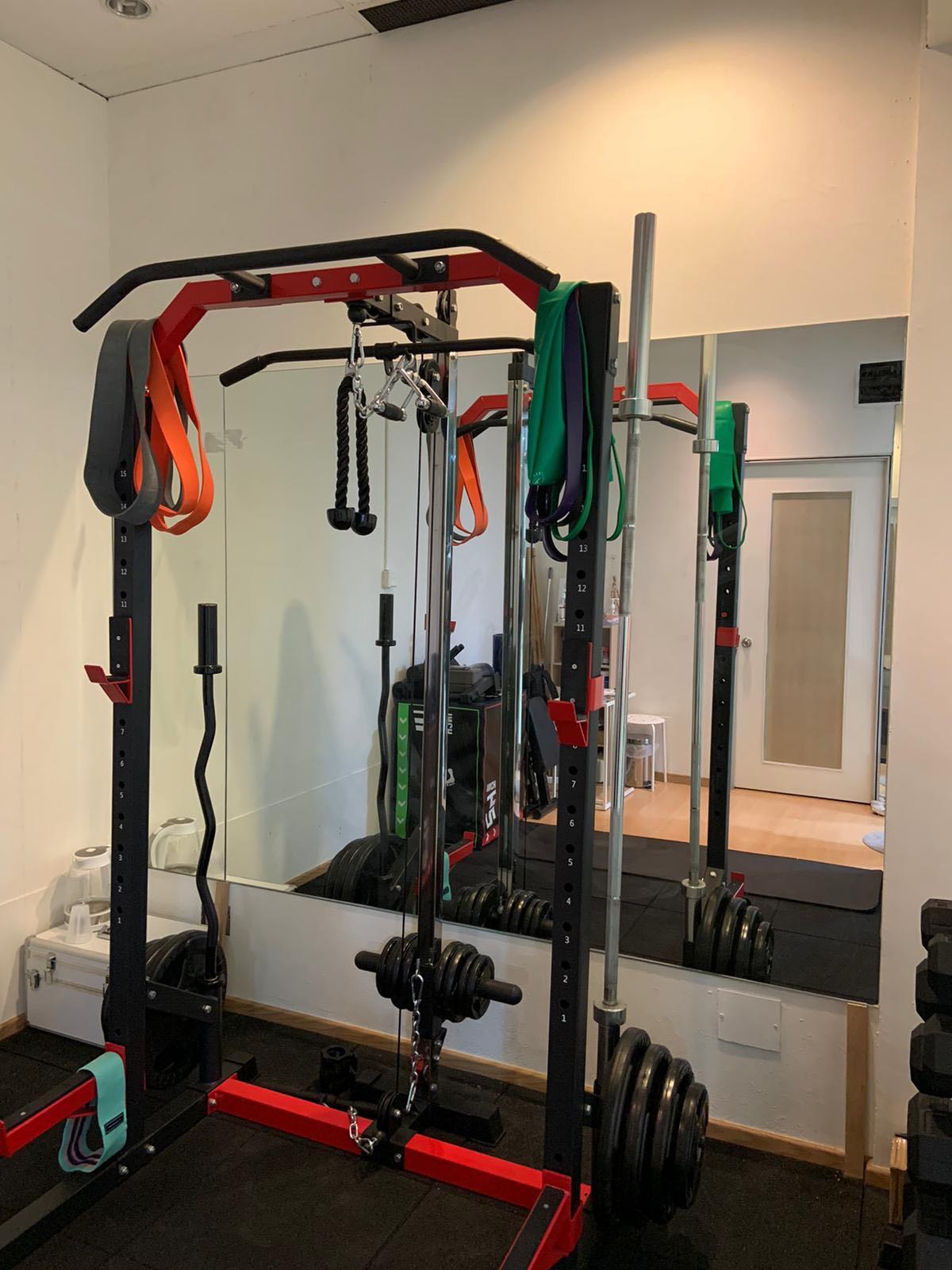 Gym mirror deals installation