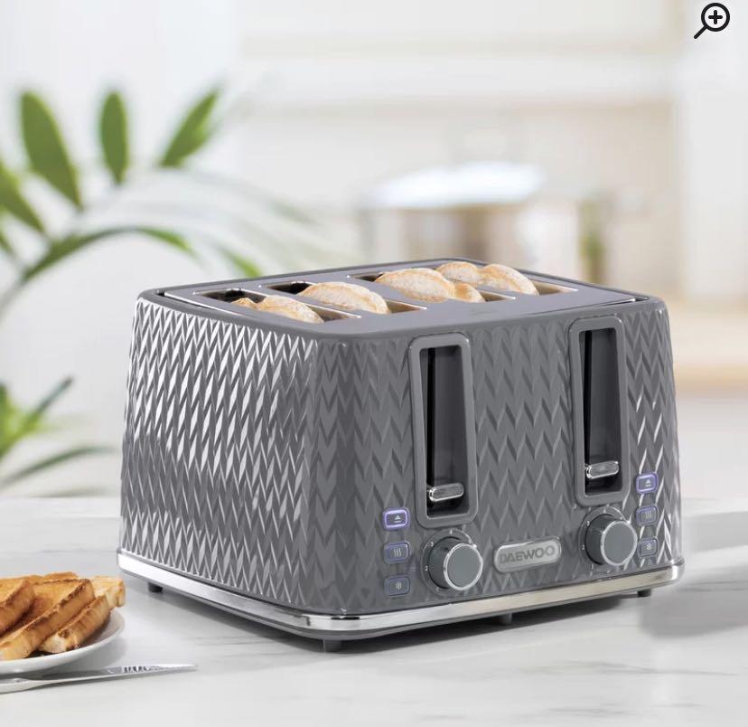 daewoo 4slice toaster, TV & Home Appliances, Kitchen Appliances