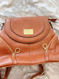 （分類：）位於 。 由 aashopping1127 提交（商品編號 1149059261，圖片 1）。簡介： 。