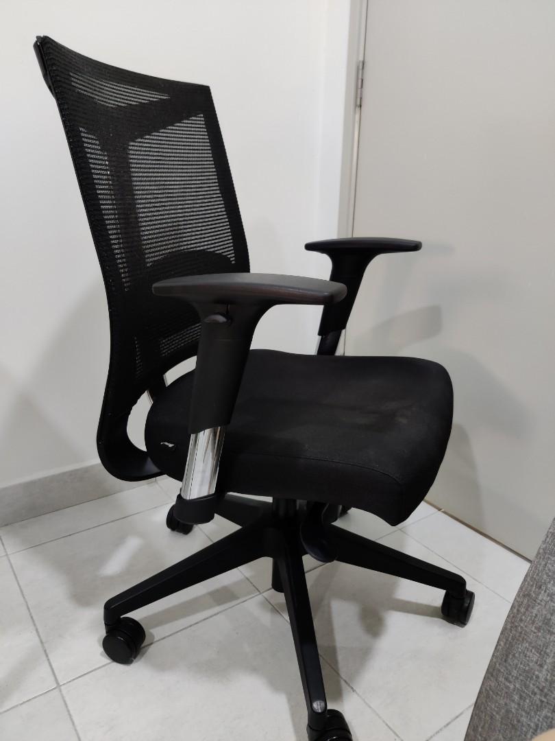 Benel chair sale price
