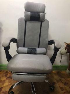 Ergonomic Reclining Chair