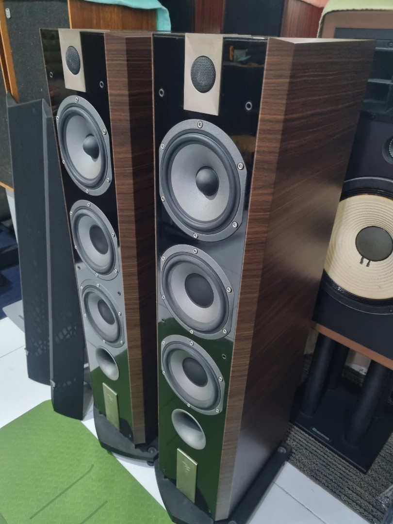 Focal chorus best sale 826