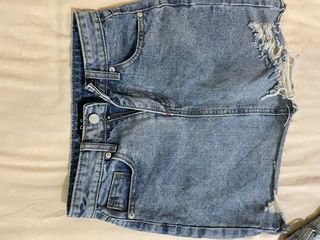(Category: ) located in . Submitted by randominstocks (Listing ID 1149091666, Image 1). Description: .