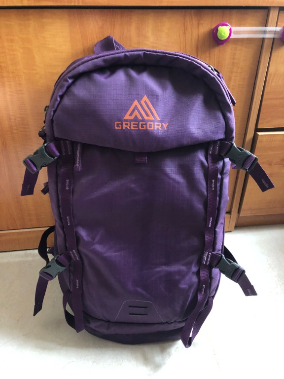 Matia 28l backpack hotsell