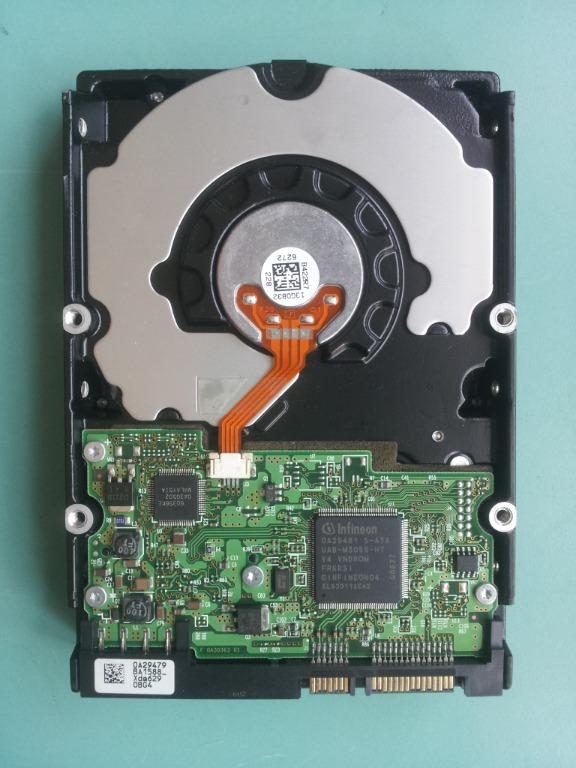 日立HITACHI 3.5吋 250GB(250G) SATA硬碟 HDT722525DLA380 (良品) E101 照片瀏覽 2
