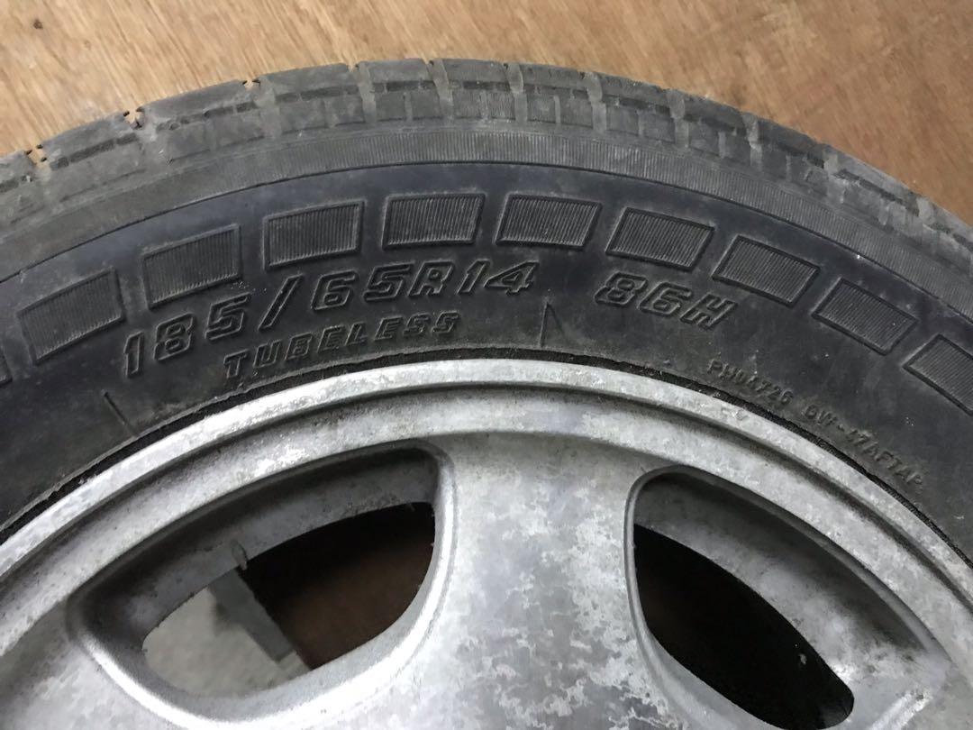 Hondi civic 1995 model spare tire (Category: Mags and Tires) located in Quezon City. Submitted by steve088 (Listing ID 1119521473, Image 2). Description: Honda Civic Stock spare tire 1 pc only 185/65x14 Meetup: Que ave corner roces Across fishermall Pickup: Banawe Shipping or Grab Lalamove.