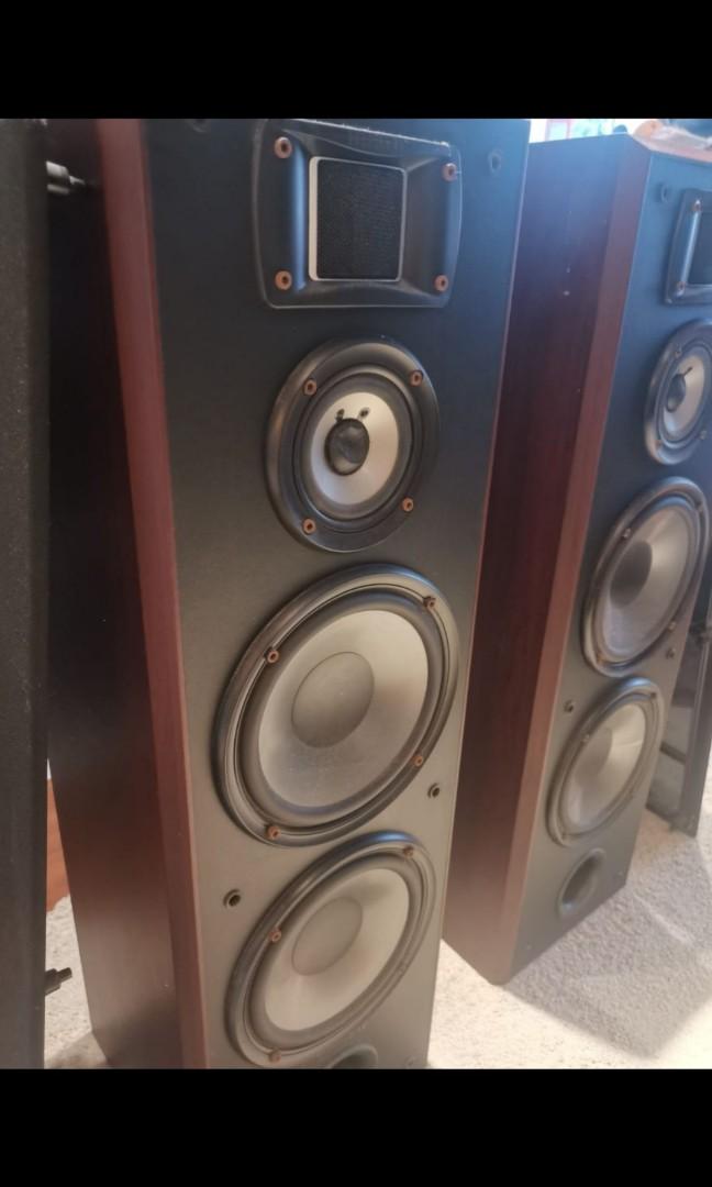 Kenwood Tower speakers (lsv710), Audio, Soundbars, Speakers