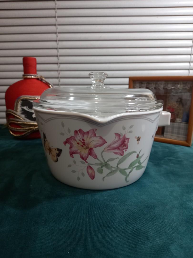 Lenox ceramic cookware (Category: Cookware & Accessories) located in Paranaque City. Submitted by christinashoppe (Listing ID 1149187333, Image 2). Description: used but in Excellent conditions no chip.