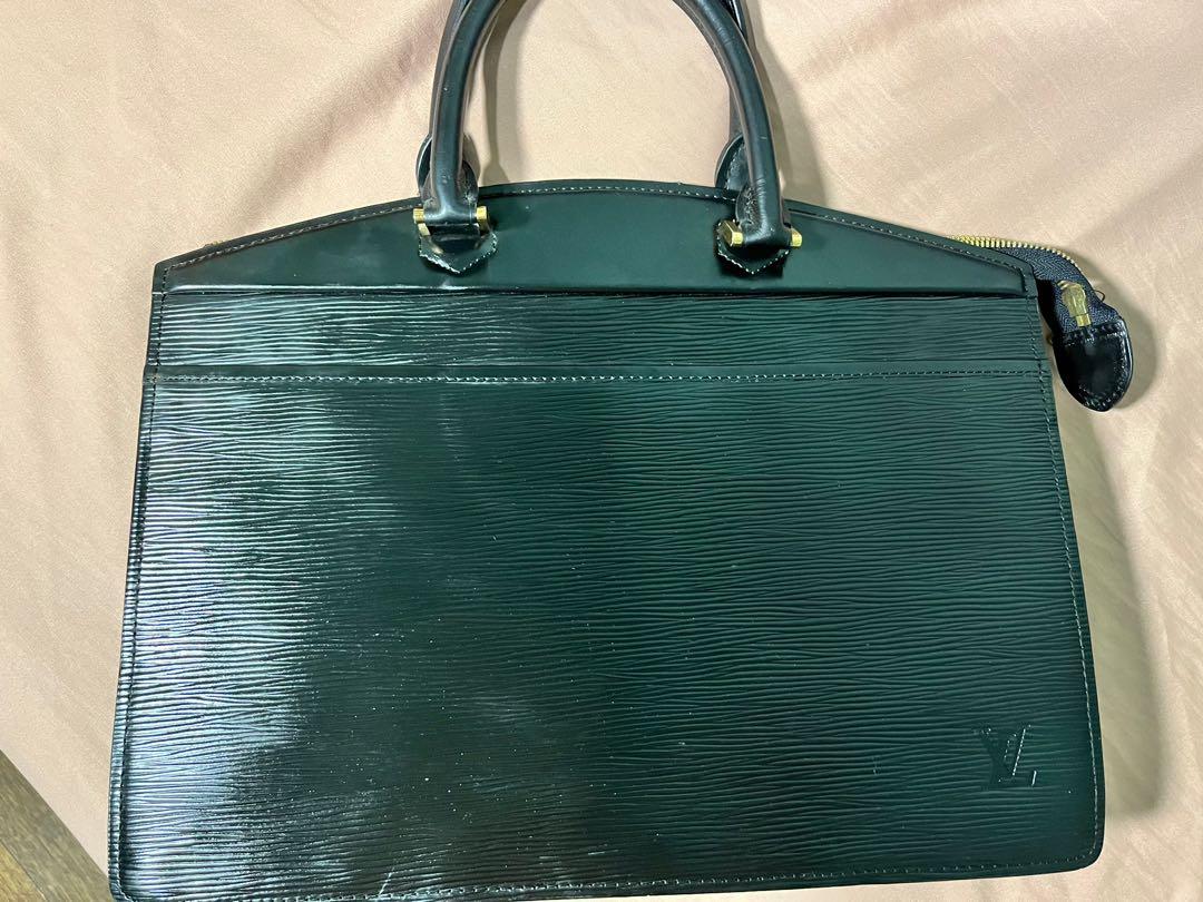Louis Vuitton Riviera Black (Category: Luxury Bags & Wallets) located in Quezon City. Submitted by 1Jippy (Listing ID 1149192359, Image 1). Description: .