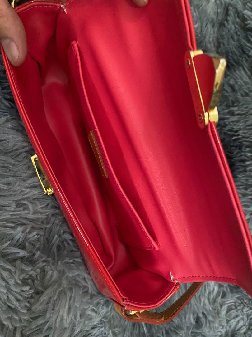 LV Vernis Malibu St Baguette Bag, Luxury, Bags & Wallets on Carousell