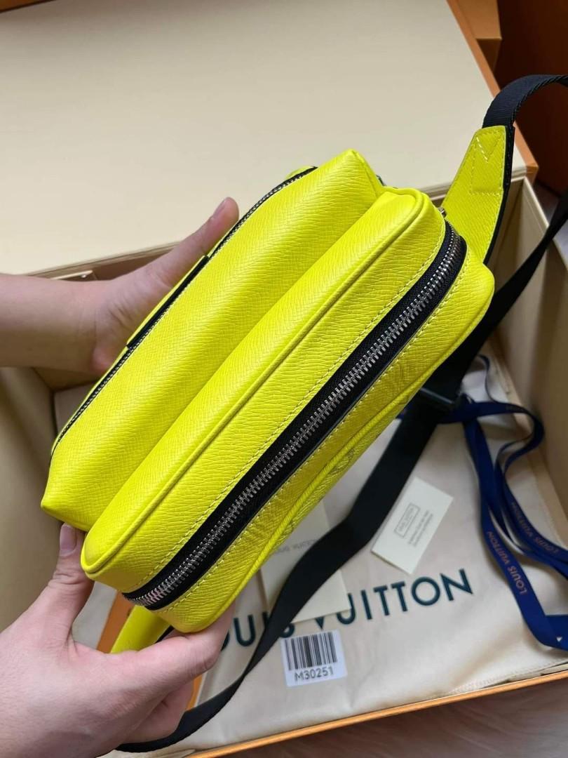  (Louis Vuitton) LOUIS VUITTON M30251 Bum Bag Outdoor