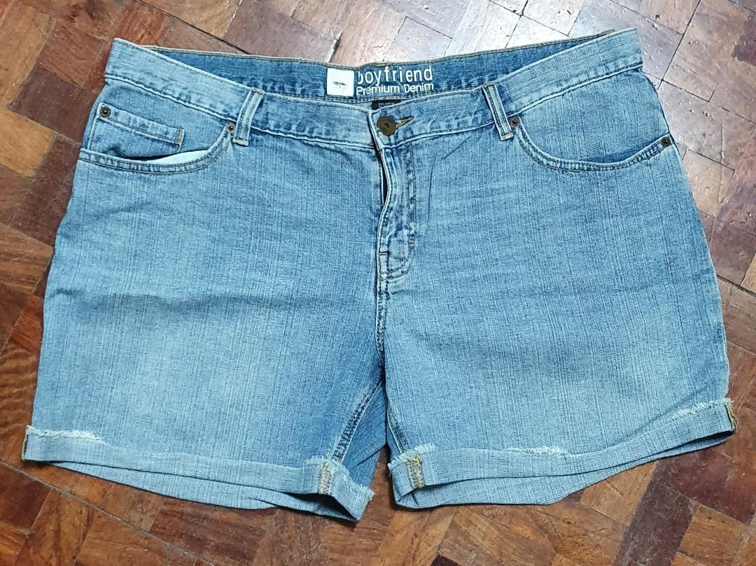 MOSSIMO BOYFRIEND SHORTS Women s Fashion Bottoms Shorts on Carousell