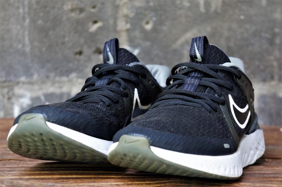 Harga nike top legend react