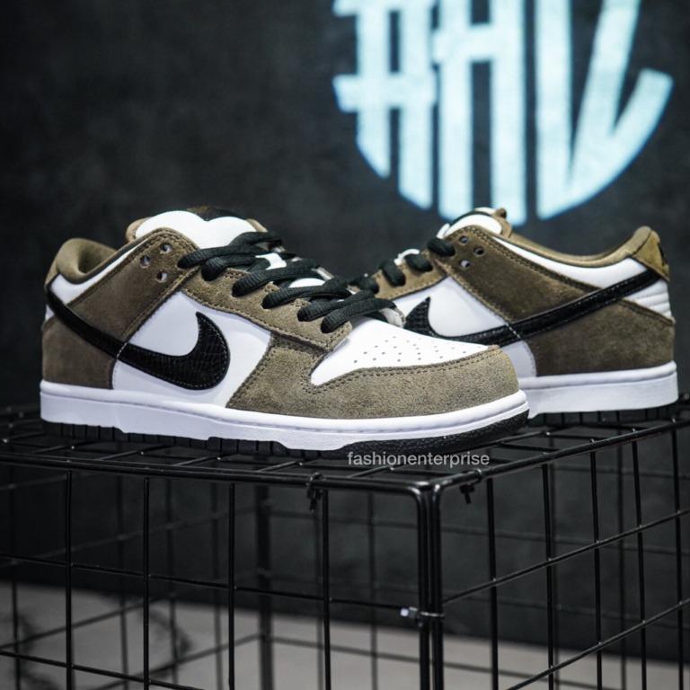 Nike sb dunk low hotsell white black trail end brown