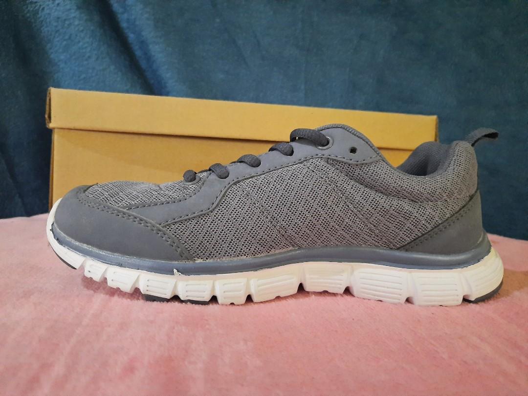 payless running shoes