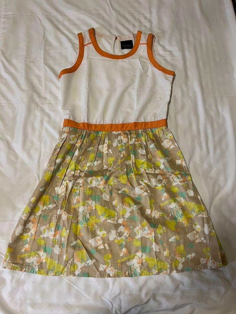 BUNDLE Plains and Prints Dress (Category: Dresses) located in Iba. Submitted by skncarestashph (Listing ID 1149178270, Image 2). Description: Bundle Worn once: 18th bday and sister’s graduation.