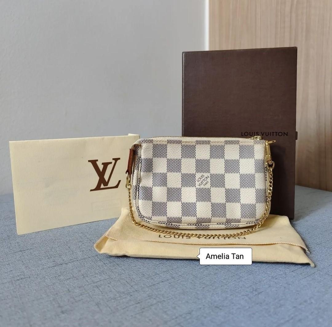 Louis Vuitton LV Damier Azur Pochette Accessories – allprelovedonly