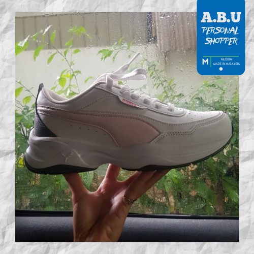 Puma way 1 de-91074 Herzogenaurach, Women's Fashion, Footwear on Carousell