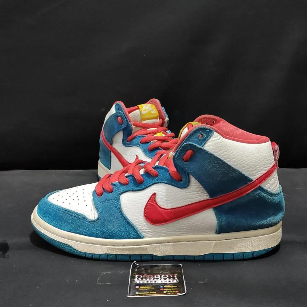 SEPATU NIKE SB DUNK DORAEMON SIZE 41, Fesyen Pria, Sepatu , Sneakers di  Carousell