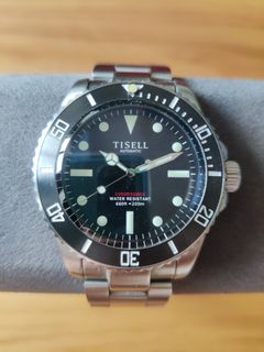 (Category: ) located in . Submitted by watch_addict_88 (Listing ID 1149059997, Image 1). Description: .