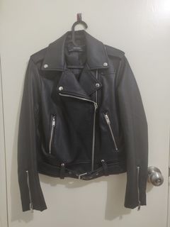 （分類：）位於 。 由 shirinhca 提交（商品編號 1149219050，圖片 1）。簡介： 。