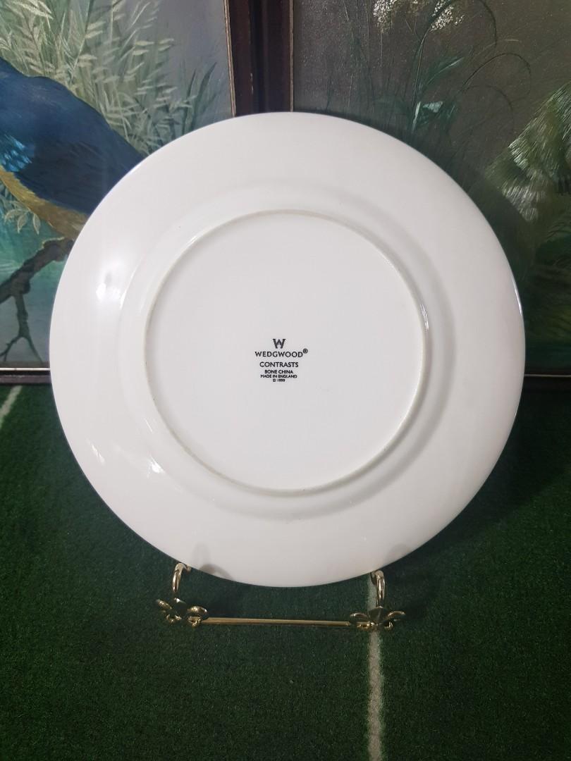 0Wedgewood Calendar plate 2004 Queen Elizabeth II and Wedgewood