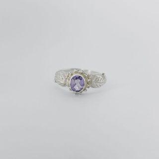 90’s amethyst flower silver ring sized 5.5 fits up to 6