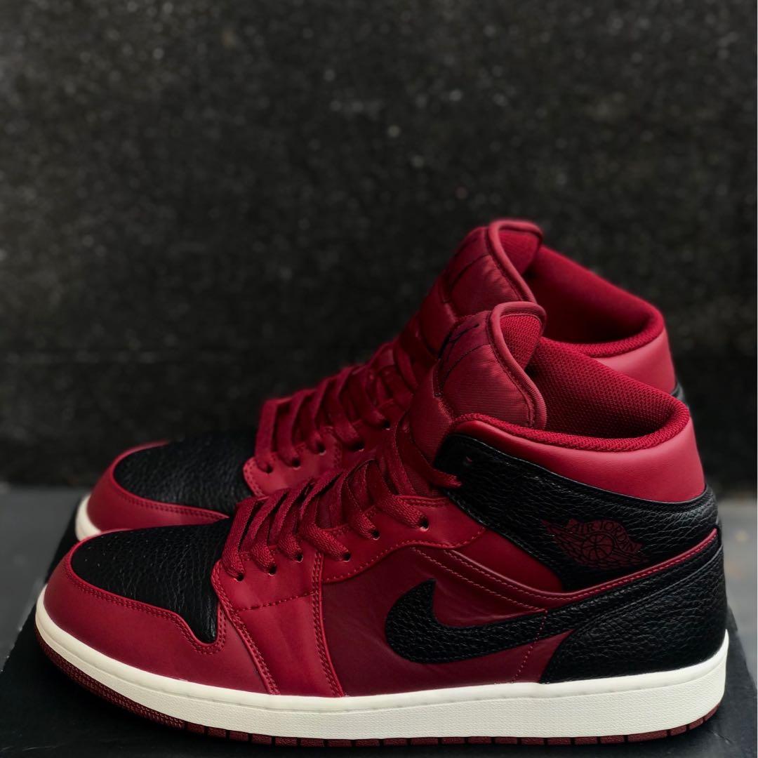AIR JORDAN 1 MID REVERSE BANNED - US 12 