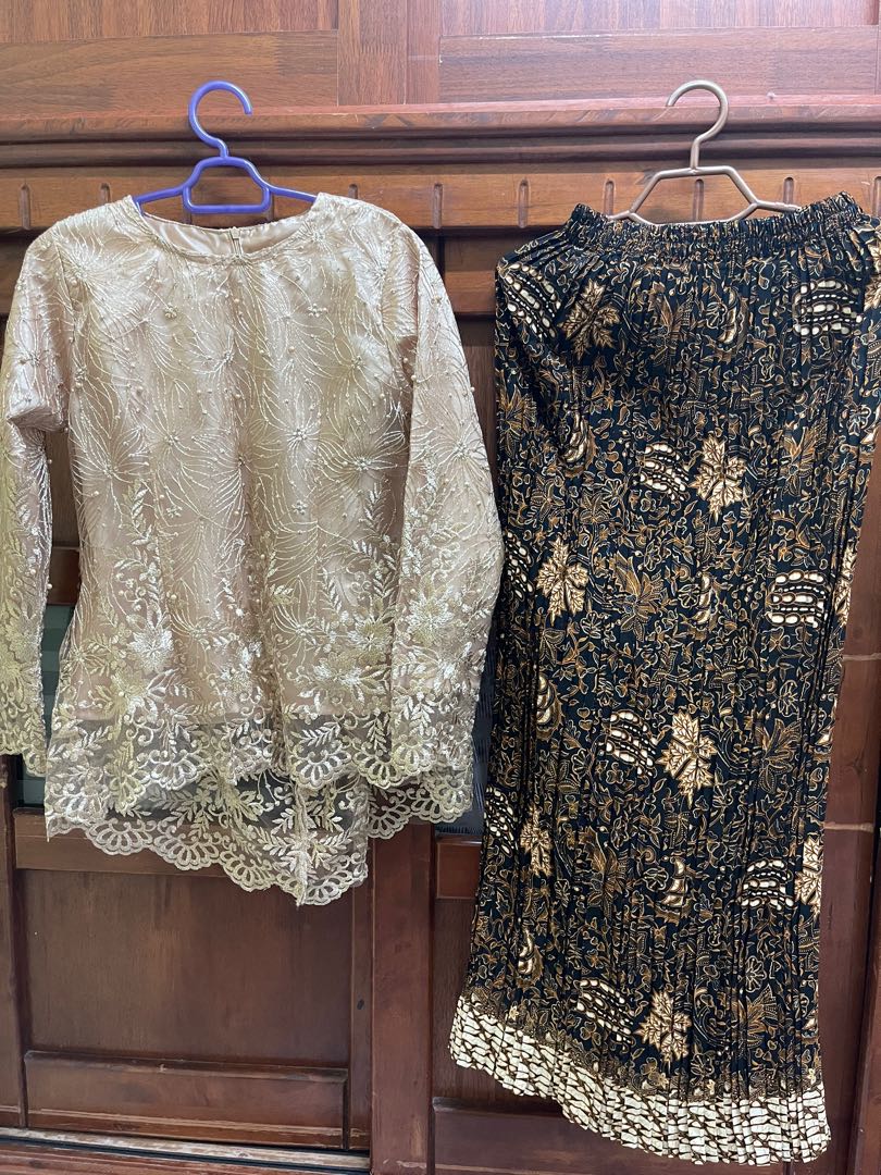Baju kurung lace kain batik