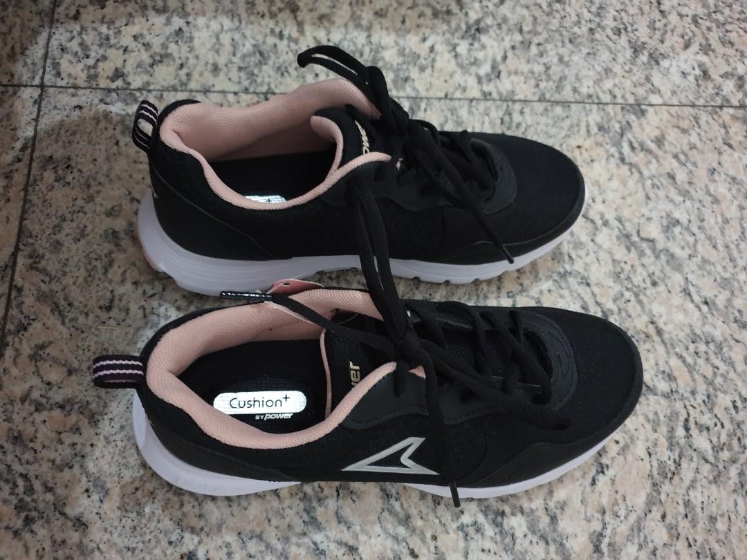 Ladies sports discount shoes in bata