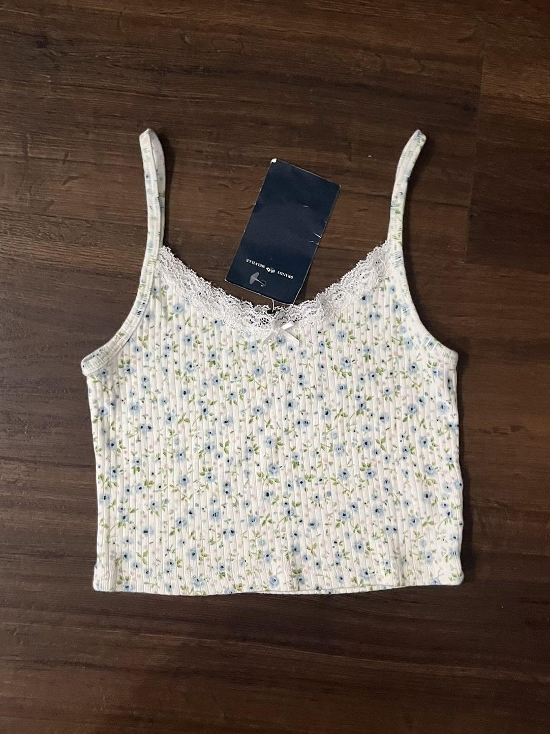 BNWT Brandy Melville Skylar white green blue floral lace ribbon cami tank  crop top, Women's Fashion, Tops, Sleeveless on Carousell