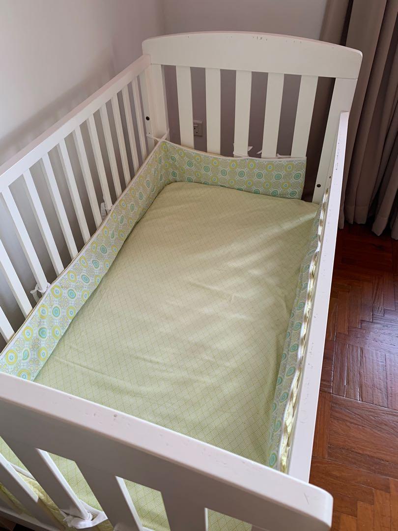 Boori cot & changing table, Babies & Kids, Baby Nursery & Kids