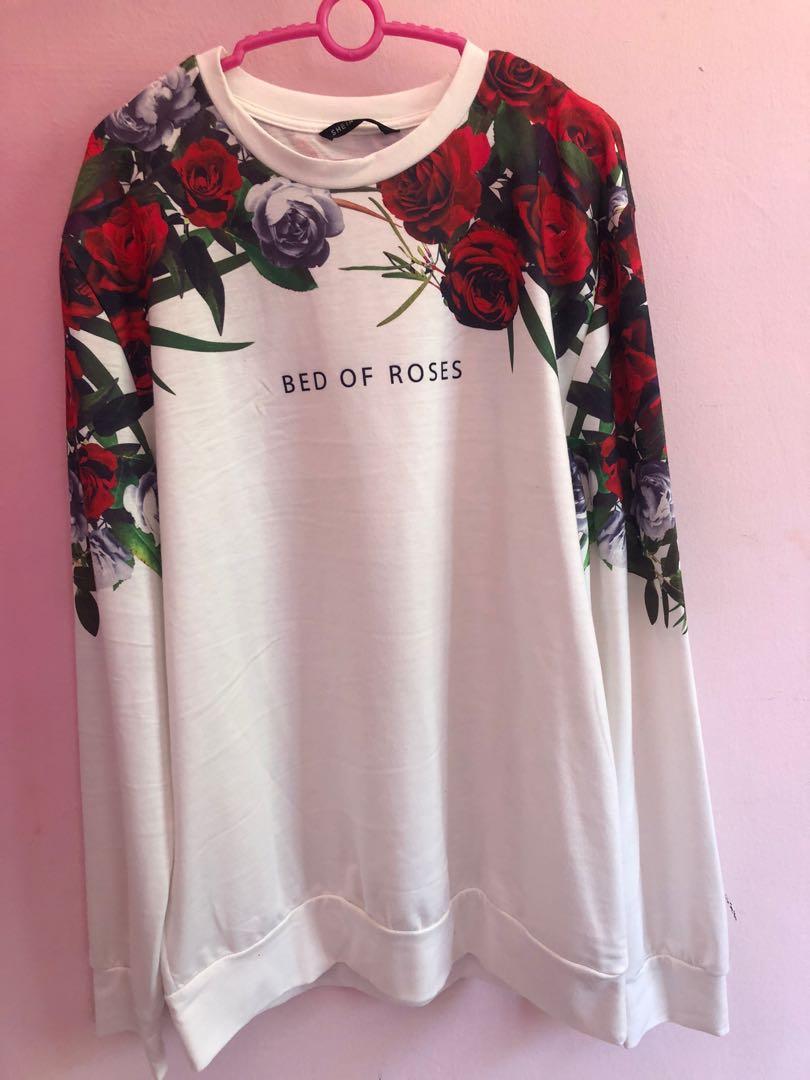 By SHEIN Sweatshirts Men Crew Neck Slogan and Floral Graphic on