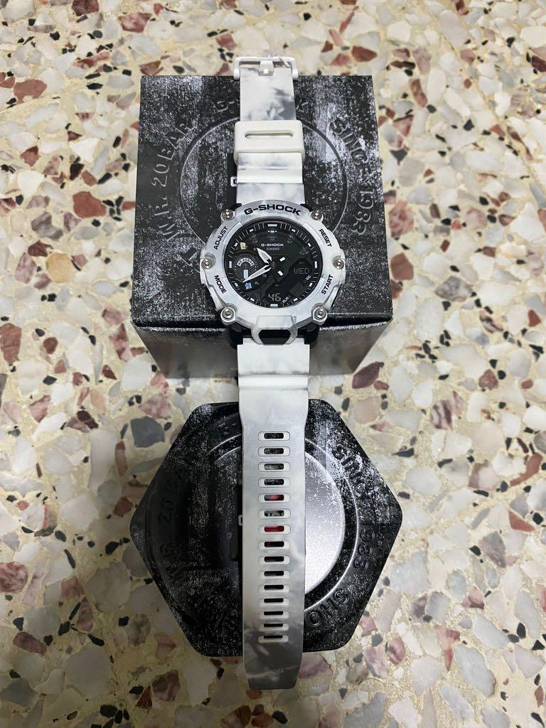 g shock glass material