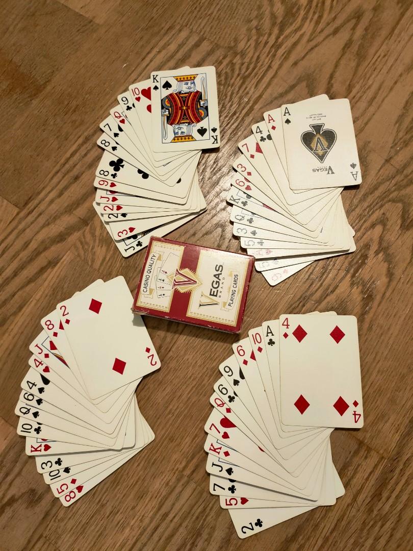 Casino Quality Vegas Brand Playing Cards Red New Sealed