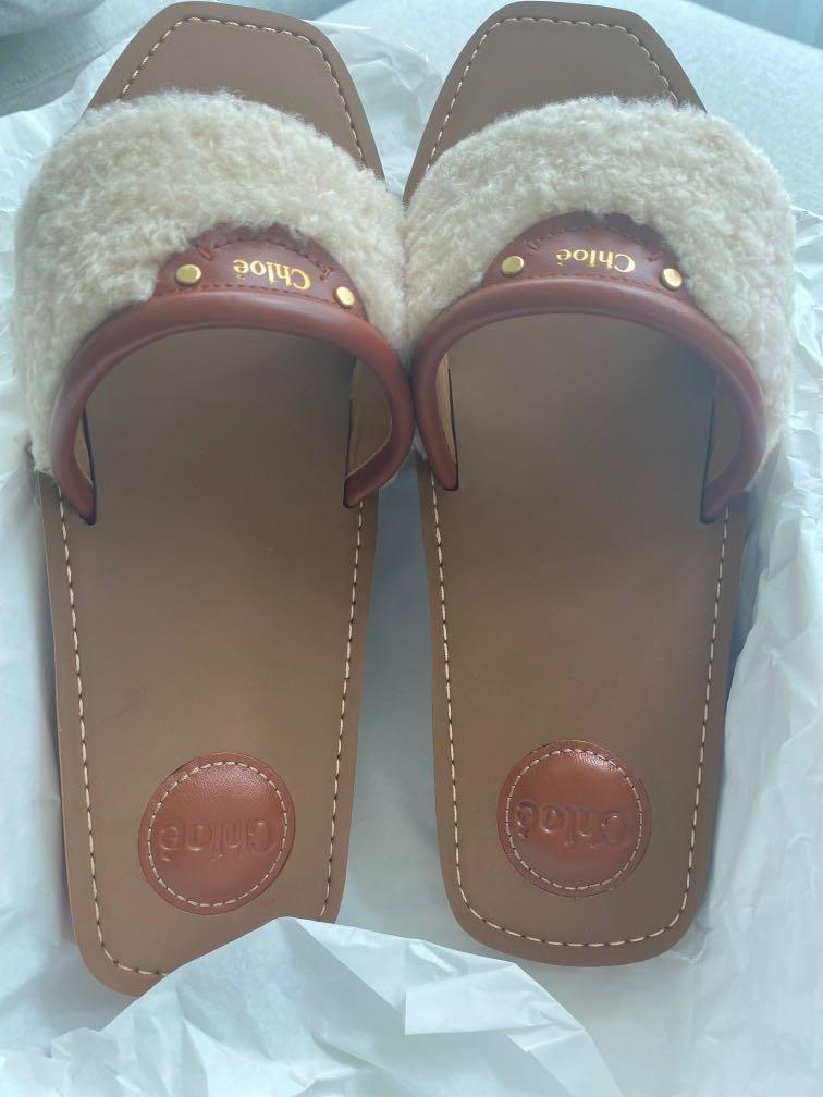 Chloe shop shearling slides