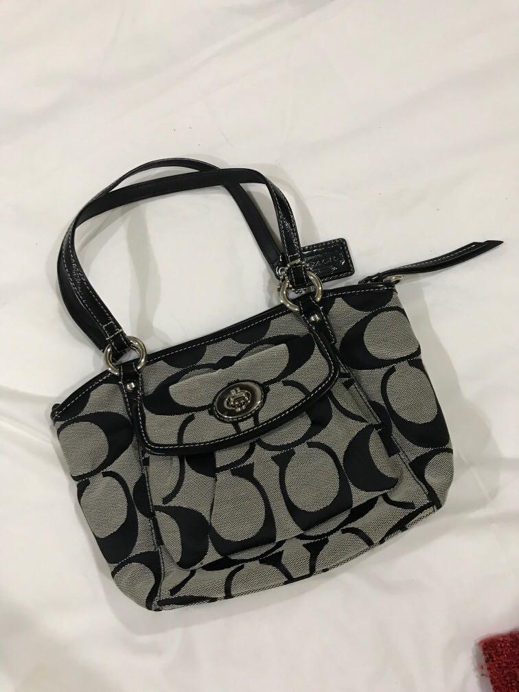 can 100 polyester be dry cleaned