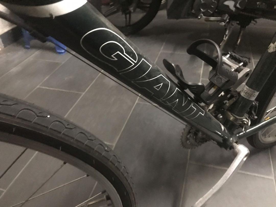 Giant Touring Bike CS3000 700C Aluminum, Sports Equipment, Bicycles