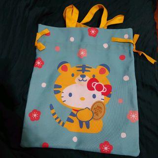 虎年限定Hello Kitty 漱口帆布包（戀愛版）