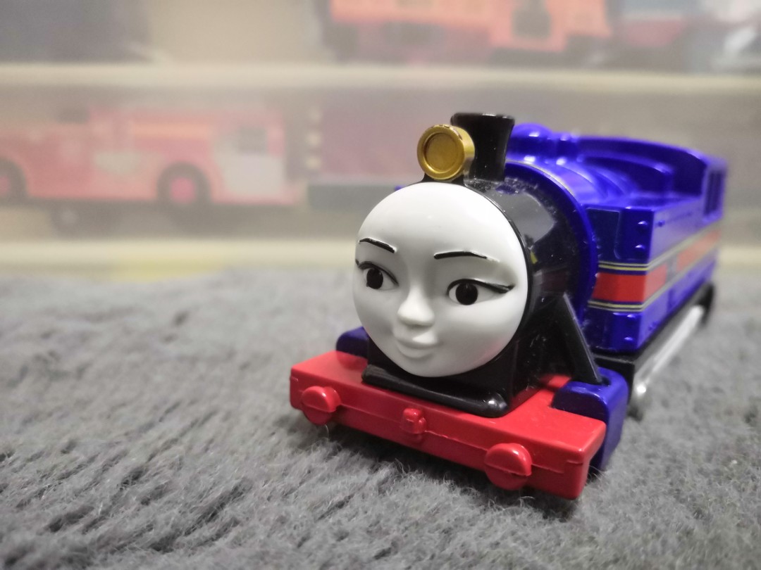 Hong mei thomas outlet and friends trackmaster