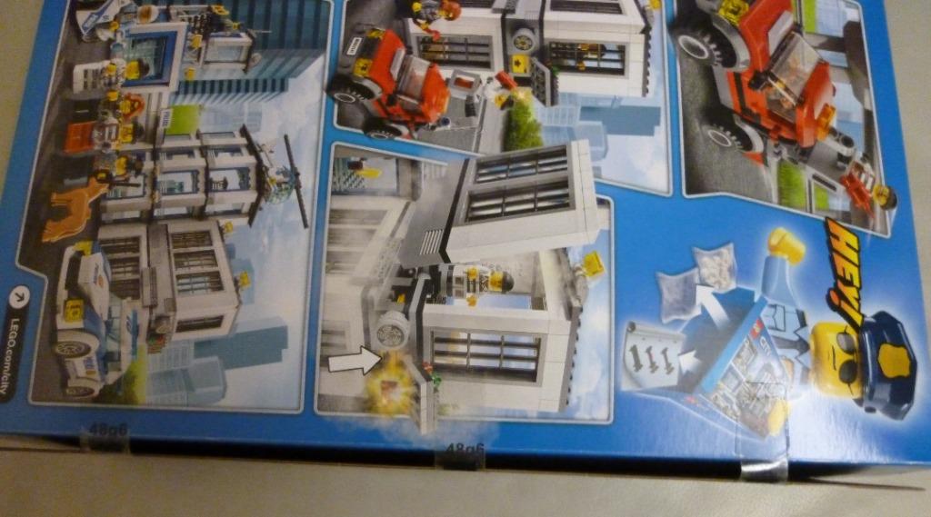LEGO City City Town Jr Police Command Post Central Set 6332 Police  Helicopter