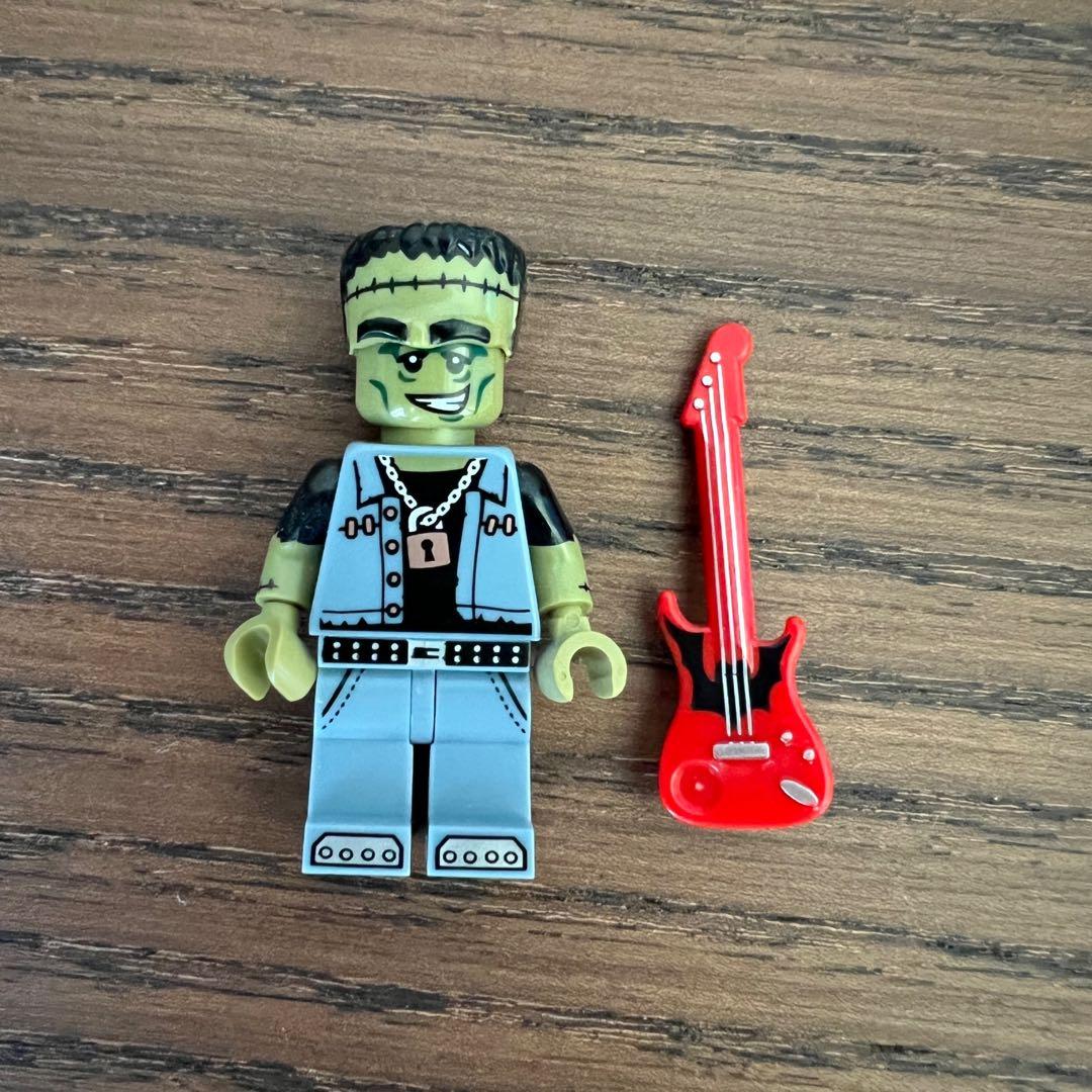 Lego Figure Rocker Lego Minifigure monster rocker 71010, 興趣及遊戲, 玩具 & 遊戲類 - Carousell