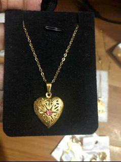 Locket heart necklace