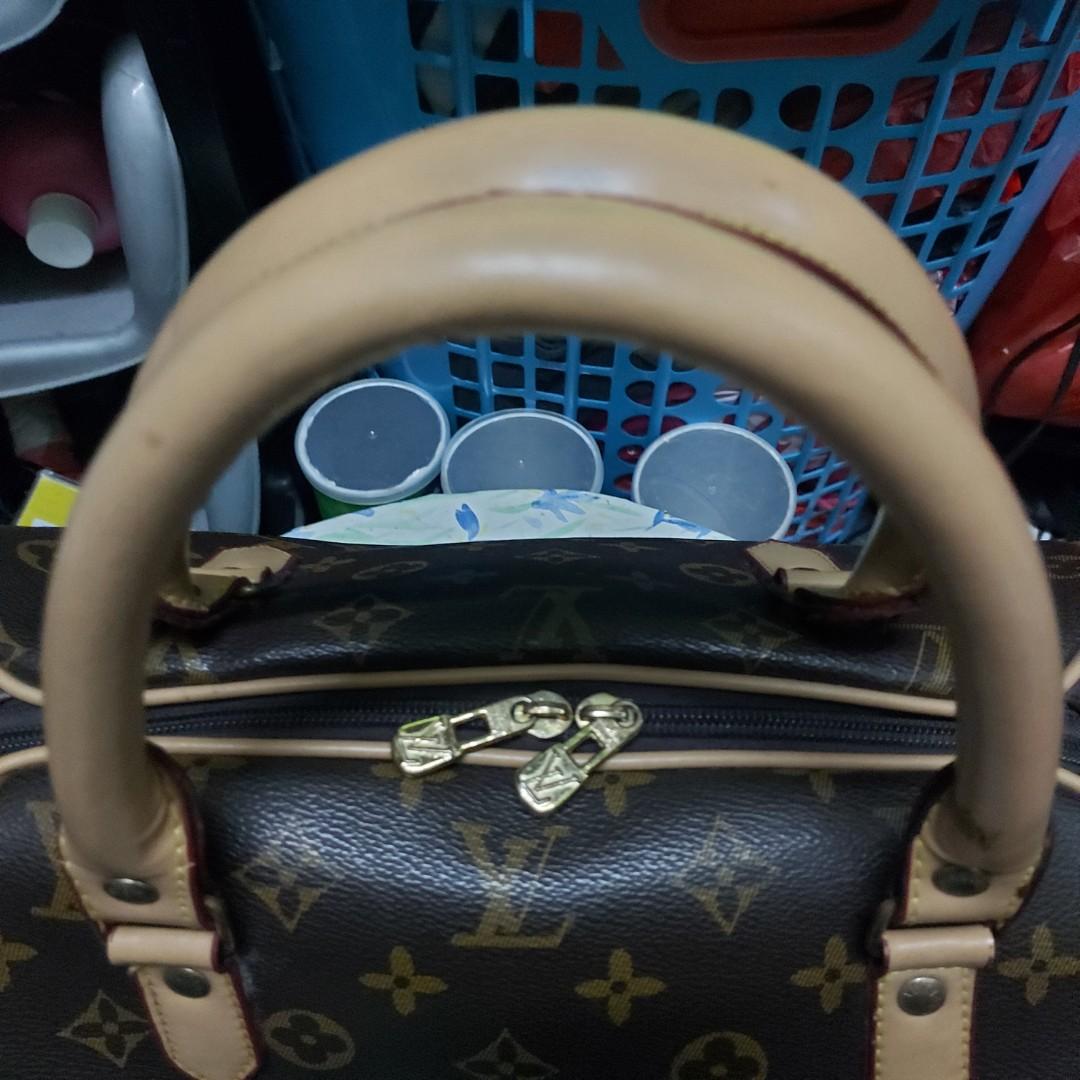 LV TRANSPARENT TOTE BAG, Women's Fashion, Bags & Wallets, Tote Bags on  Carousell